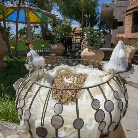 Renas Secret Garden House Holiday home *