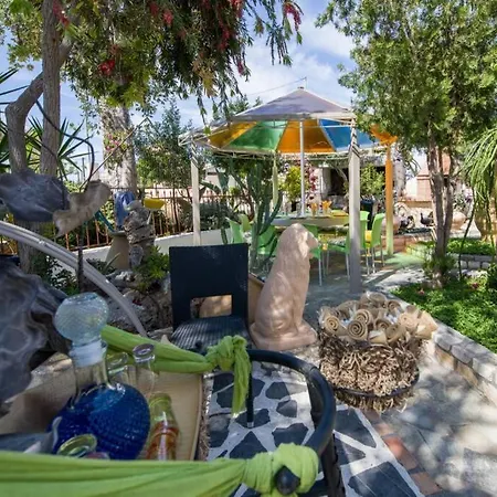Renas Secret Garden House * Chania (Crete)