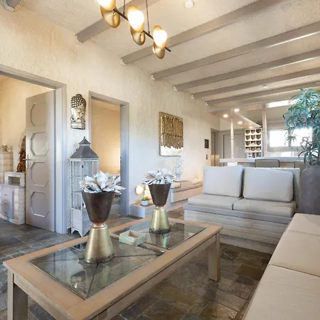 Renas Secret Garden House Holiday home *